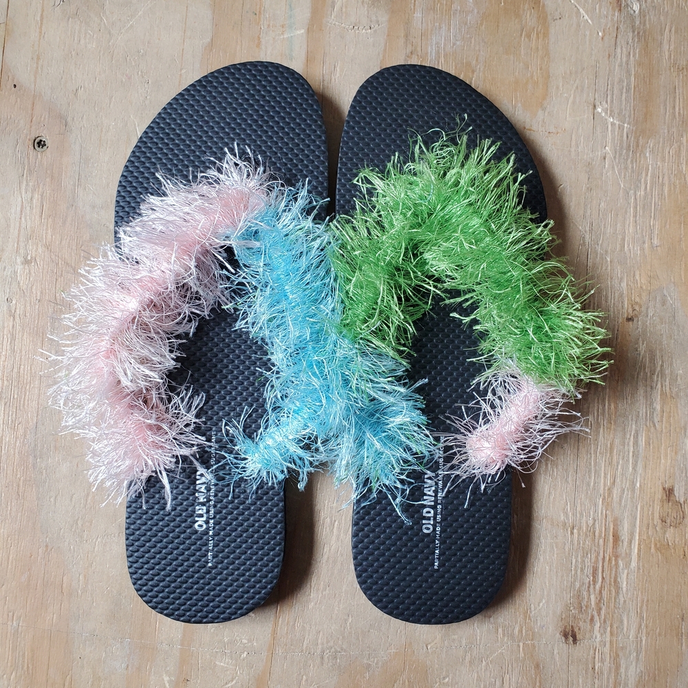 Fuzzy Flip Flops (Womans Size 9)
